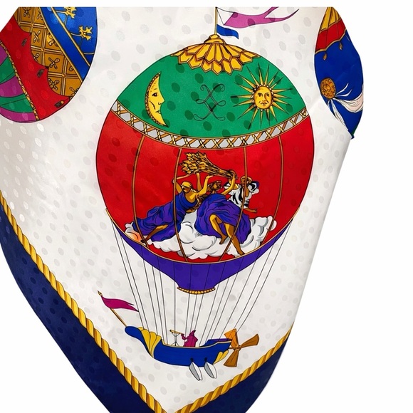 Women's Square Satin Scarf Head Neck Shoulder Tie Hot Air Balloons Blue Red Gold - Picture 4 of 5